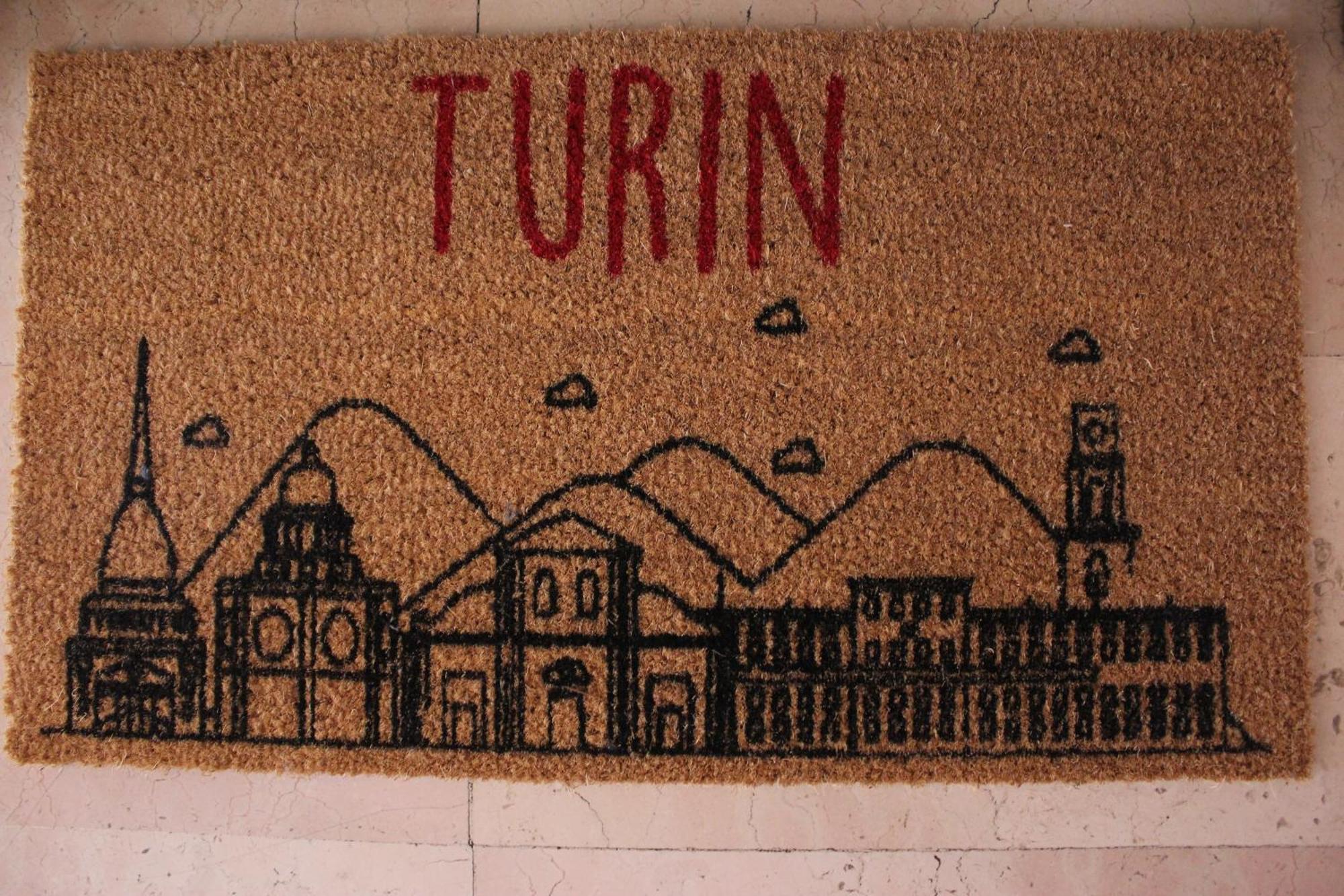 Experience Turin! Metro A Stone's Throw Away Apartment Turin